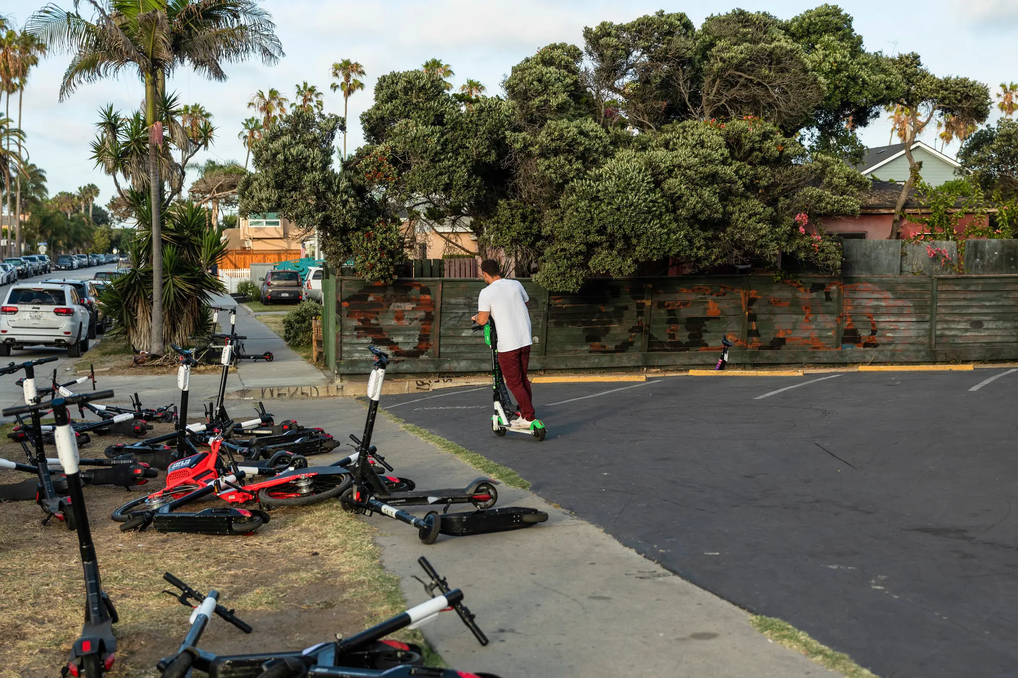 00scootermess8-superJumbo.jpg